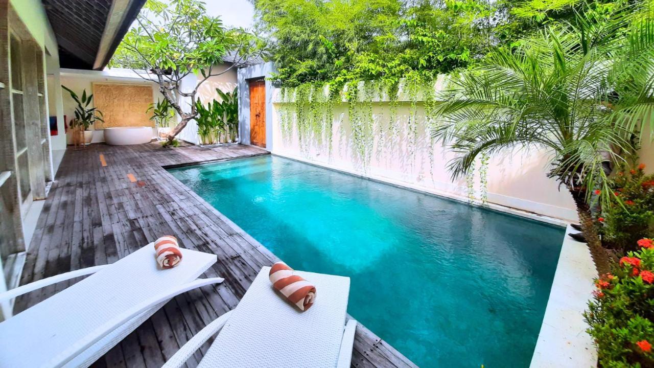 The Decks Bali Villa Legian Eksteriør bilde